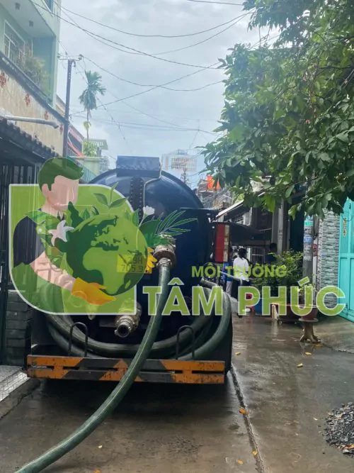 Hút bể phốt