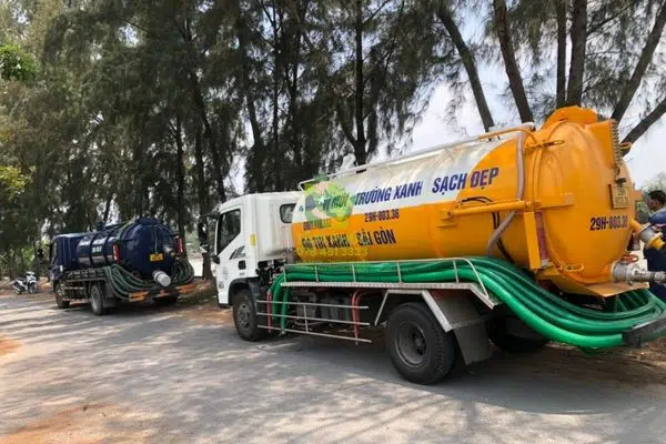 Hút hầm cầu tại Bình Phước - 0 phát sinh chi phí, BH 5 năm 8 Hút hầm cầu tại Bình Phước – không đục phá, hạn chế mùi hôi