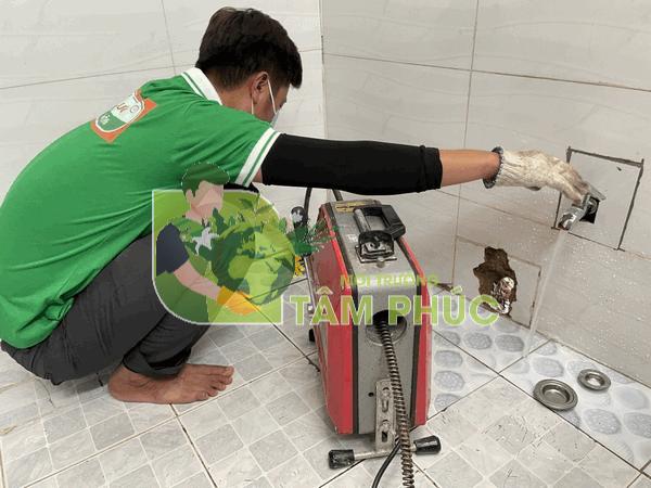 Thông tắc cống tại Bắc Giang
