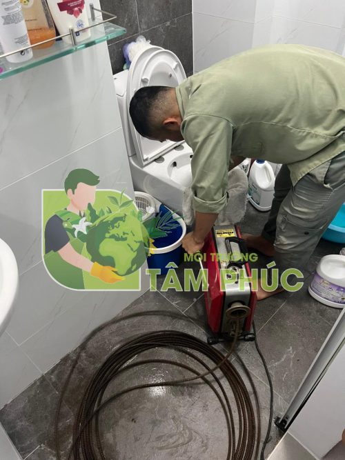 thông bồn cầu nghẹt tại miền Nam