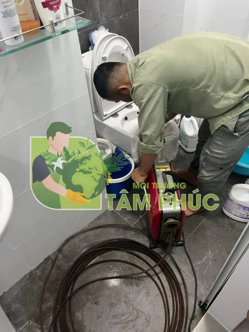 thông bồn cầu nghẹt tại miền Nam