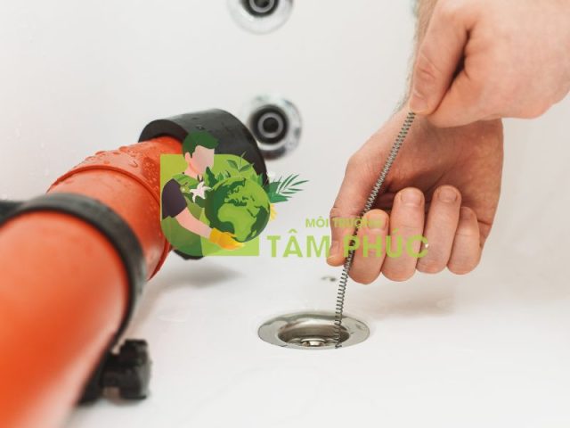 Nguyên nhân phổ biến gây tắc nghẽn bồn cầu và cách phòng tránh