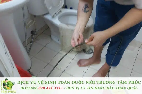 Dịch vụ Môi Trường Tâm Phúc thông bồn cầu nghẹt tại Đồng Nai phục vụ 24/7