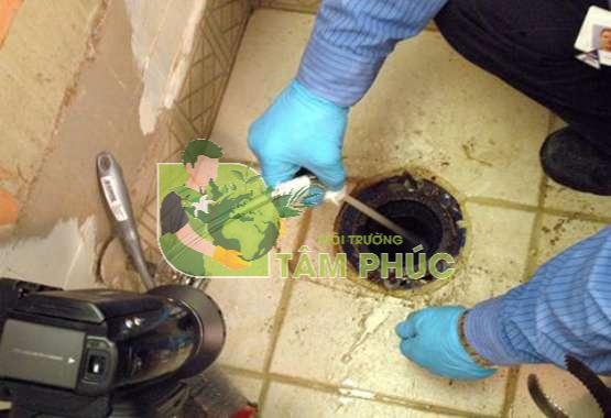 Thông tắc cống tại Bắc Giang