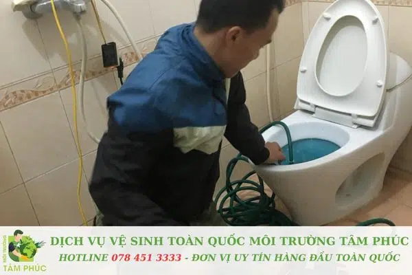 Ưu điểm nổi bật của Môi Trường Tâm Phúc khi thông bồn cầu nghẹt tại Hậu Giang