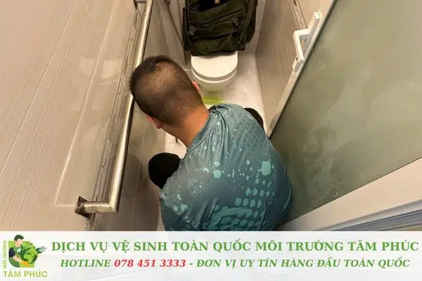 Thông Bồn Cầu Nghẹt Tại Vĩnh Long Giảm Giá Chỉ Từ 199k 1 Cách tự thông bồn cầu nghẹt đơn giản tại nhà