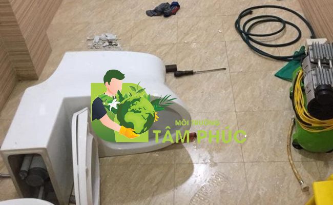 thông bồn cầu nghẹt tại Hương Trà