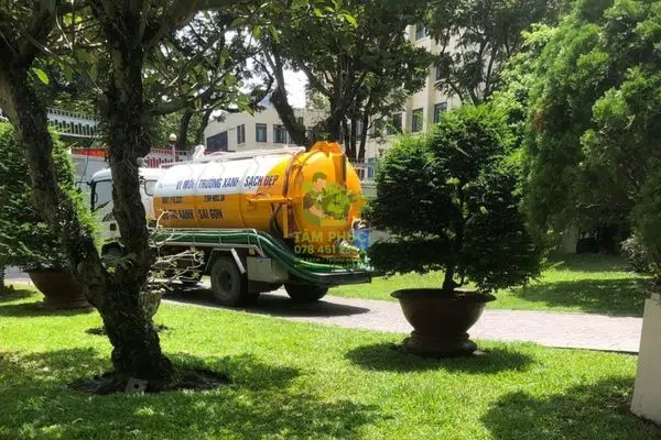 Hút bể phốt tại Bắc Giang - Phục vụ 24/7, giá chỉ từ 300k/m3 7 hut-be-phot-tai-bac-giang-5-1