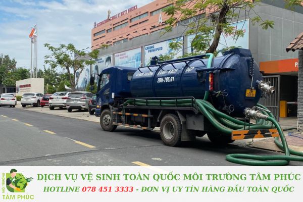 Hút hầm cầu tại Tam Thuận