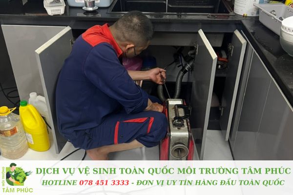 Hút hầm cầu tại Thạc Gián