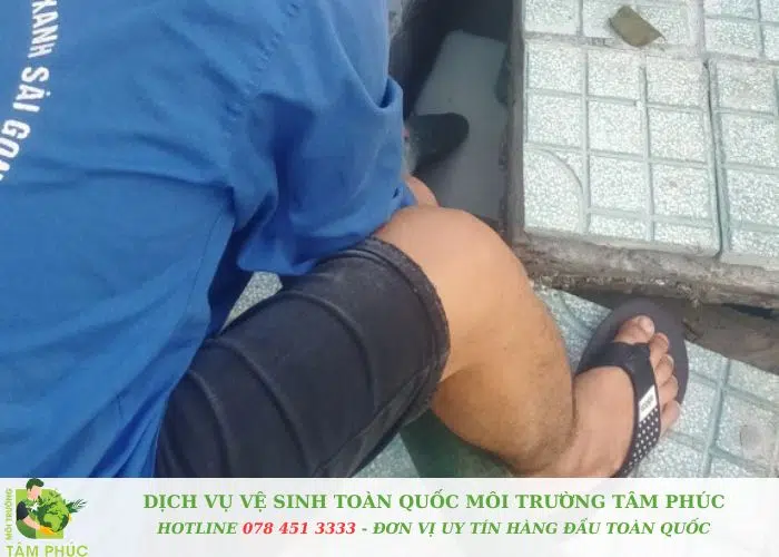 Hut be phot tai Cau Giay Moi Truong Tam Phuc -