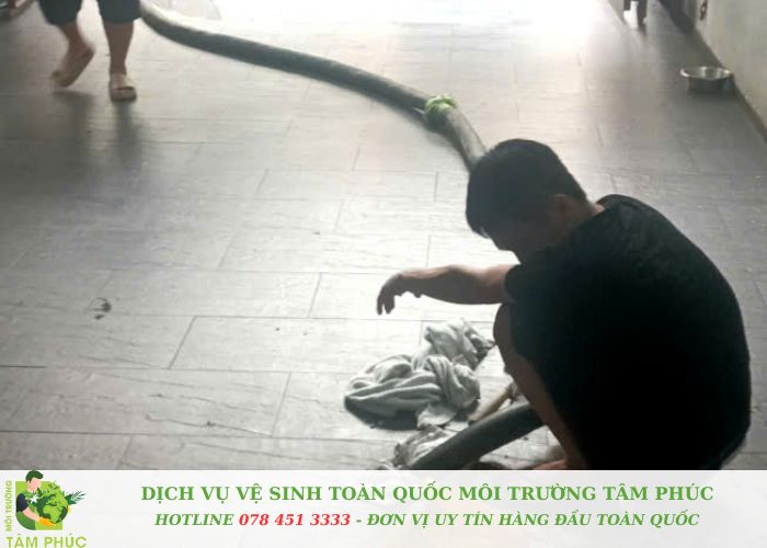 Hút bể phốt tại Hà Đông - BH 5 năm, có mặt ngay 2 Hút bể phốt tại Hà Đông - Báo giá chi tiết