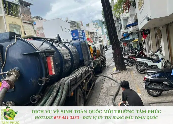 Hut be phot tai Ha Dong Moi Truong Tam Phuc -