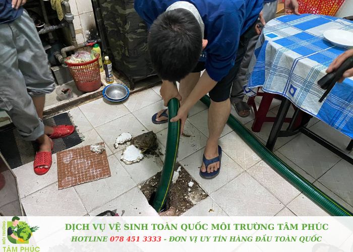 Hút bể phốt tại Hai Bà Trưng Uy tín – Hút sạch – Giá rẻ 9 Hút bể phốt tại Hai Bà Trưng - Giải pháp nhanh, sạch