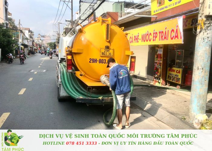 Hút bể phốt tại Hoài Đức sạch sẽ không mùi