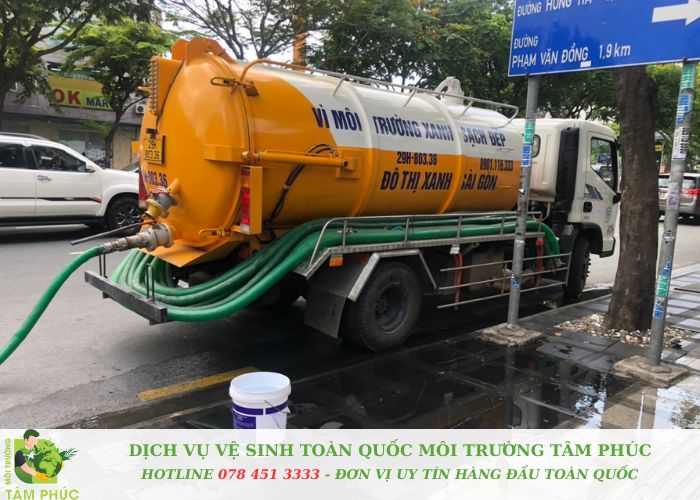 Hút bể phốt tại Hoàng Mai Không đục phá - BH 5 năm 2 Hút bể phốt tại Hoàng Mai - Hút sạch theo dung tích bể