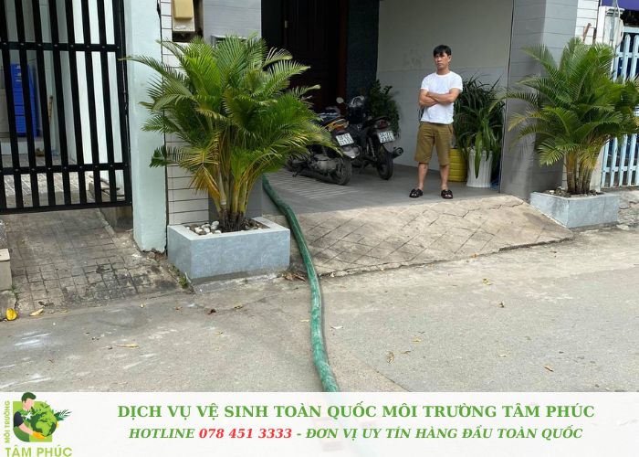 Hút bể phốt tại Long Biên - Xử lý bể phốt đầy kinh nghiệm