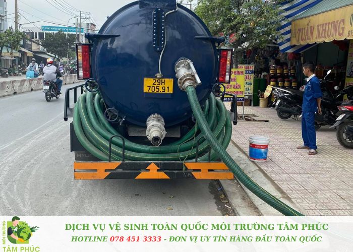 Hút bể phốt tại Long Biên với trang thiết bị hiện đại