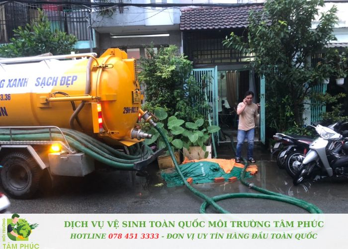 Hút bể phốt tại Quốc Oai Nhanh chóng - Chuyên nghiệp 2 Hut be phot tai Quoc Oai Moi Truong Tam Phuc 3 -