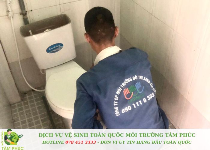 Hút bể phốt tại Quốc Oai Nhanh chóng - Chuyên nghiệp 8 Hut be phot tai Quoc Oai Moi Truong Tam Phuc 9 -