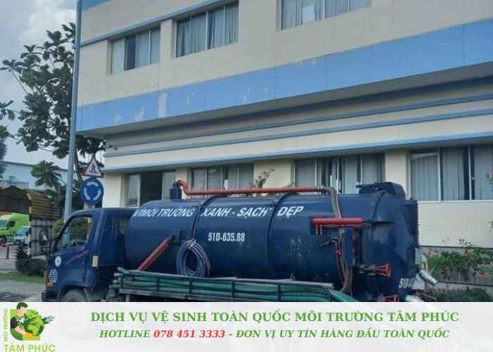 Hút bể phốt tại Thanh Trì Giá rẻ, Có mặt ngay 6 Hut be phot tai Thanh Tri Moi Truong Tam Phuc 8 -