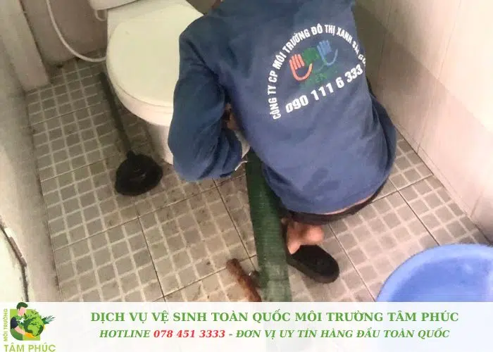 Hut be phot tai Ung Hoa Moi Truong Tam Phuc 10 -