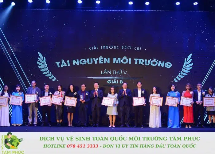 Hut ham cau tai TP.HCM Moi Truong Tam Phuc23 -