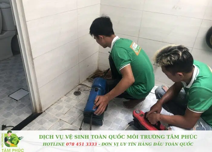 Hut ham cau tai TP.HCM Moi Truong Tam Phuc29 -