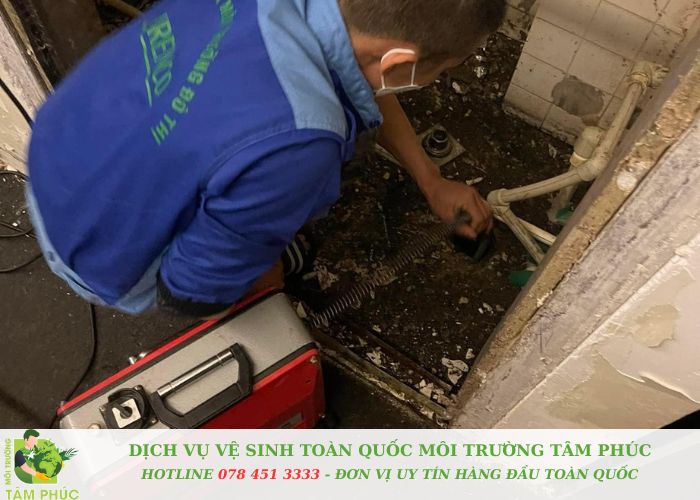Thông tắc cống tại Hoài Đức 24/24 Tiện lợi - Giá rẻ 7 Thong tac cong tai Hoai Duc Moi Truong Tam Phuc 8 -