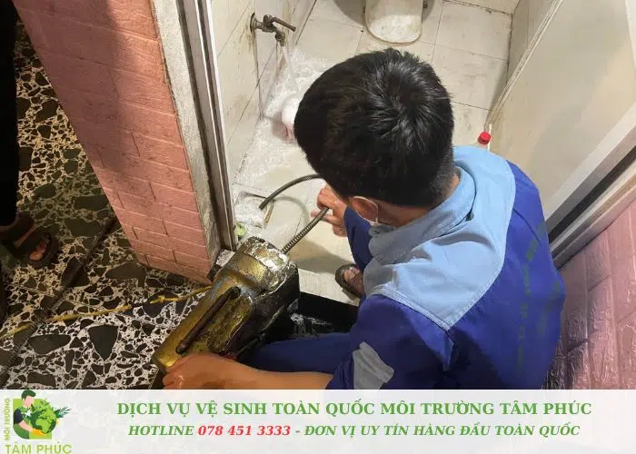 Thông tắc cống tại Mê Linh Môi Trường Tâm Phúc (2)