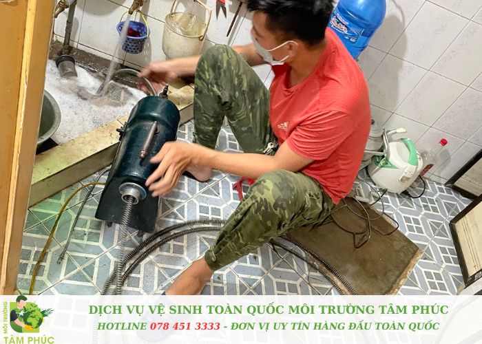 Thông tắc cống tại Tây Hồ Sạch 100%, BH 6 tháng 8 Thong tac cong tai Tay Ho Moi Truong Tam Phuc -
