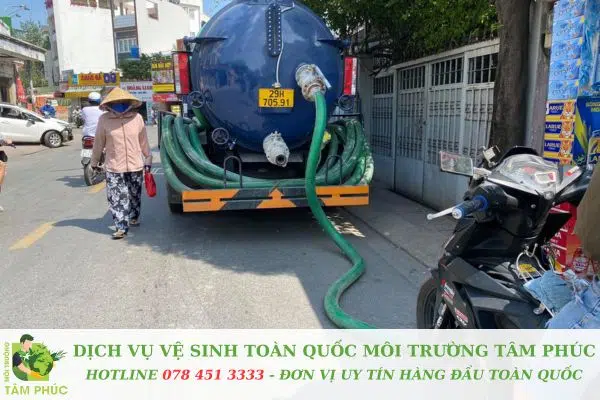 Hút hầm cầu tại Huyện Hóc Môn