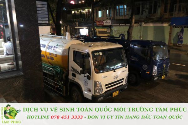 Hút hầm cầu tại Quận 4