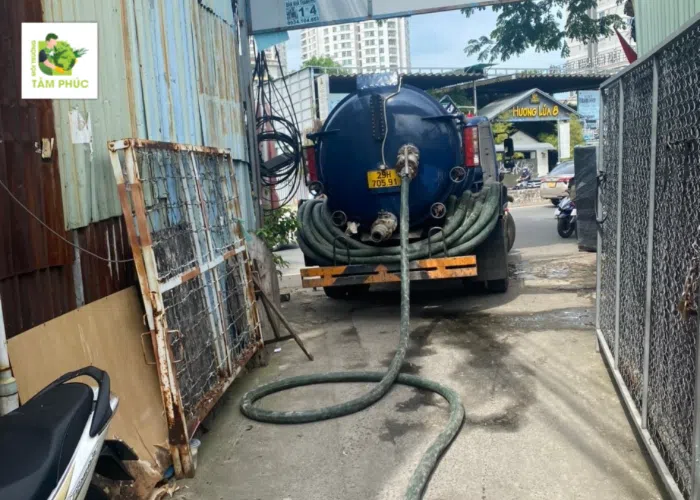 Hút hầm cầu tại TPHCM giá từ 300k/1m3, 15P có mặt, BH 5 năm 35 hut-ham-cau-tai-tphcm