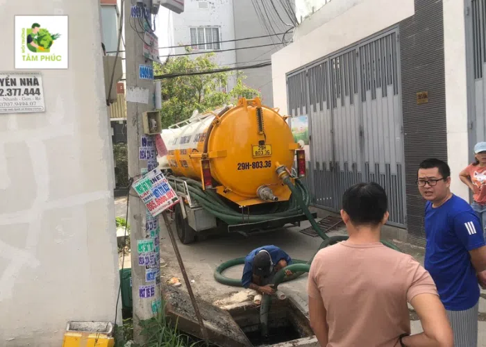 Hút hầm cầu tại TPHCM giá từ 300k/1m3, 15P có mặt, BH 5 năm 19 hut-ham-cau-tai-tphcm