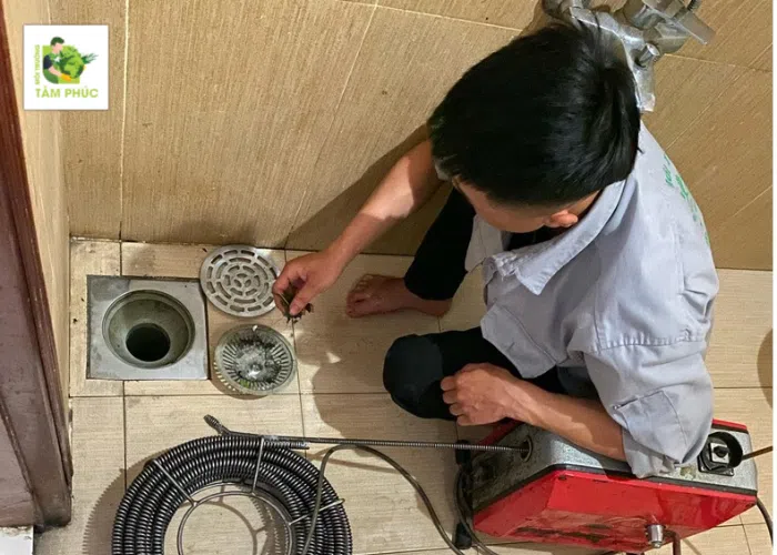 Hút hầm cầu tại TPHCM giá từ 300k/1m3, 15P có mặt, BH 5 năm 33 hut-ham-cau-tai-tphcm