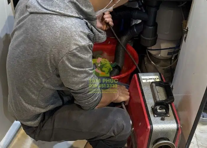 Thông Cống Nghẹt Tại Quận 7 {Giá Cực Rẻ, BH 1 Năm} 2 thong cong nghet tai quan 7 1 -