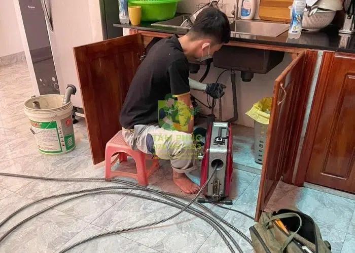 Thông Cống Nghẹt Tại Quận Phú Nhuận Uy Tín – Phục Vụ 24/7 6 Hình ảnh thực tế triển khai dịch vụ thông cống nghẹt tại Quận Phú Nhuận của Môi Trường Tâm Phúc