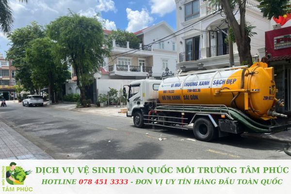 Hút bể phốt tại Đầm Hà chỉ 299K trọn gói, BH 6 năm 9 Hút bể phốt tại Đầm Hà