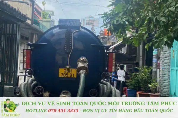 Hút bể phốt tại Đầm Hà