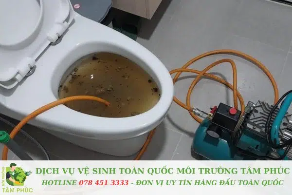 Thông bồn cầu nghẹt tại Quận 3