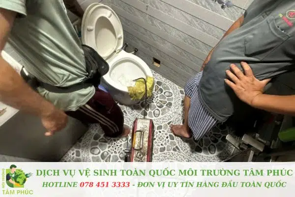 Thông bồn cầu nghẹt tại Quận 6