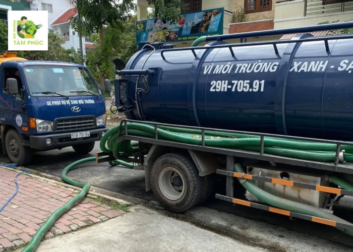 Hút hầm cầu tại Chơn Thành bằng xe bồn công suất lớn