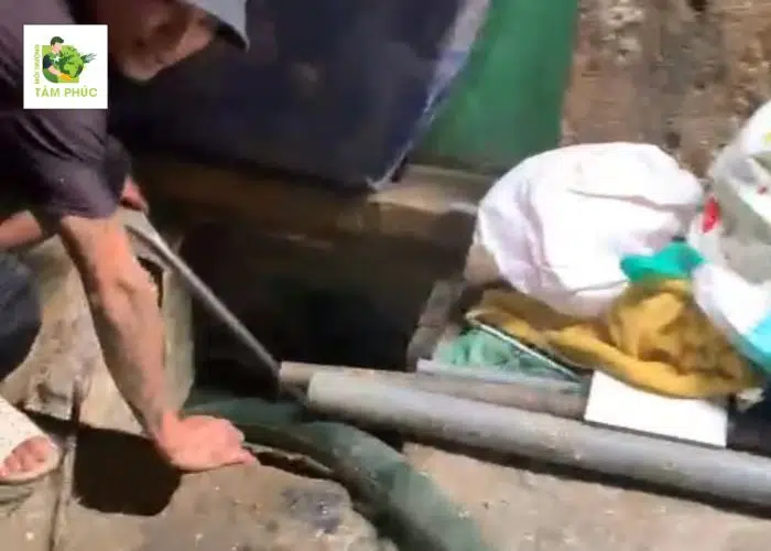 Hút Hầm Cầu tại Núi Cấm (An Giang) - Chuyên Nghiệp - Thiết Bị Mới 5 hut ham cau tai nui cam 2 -