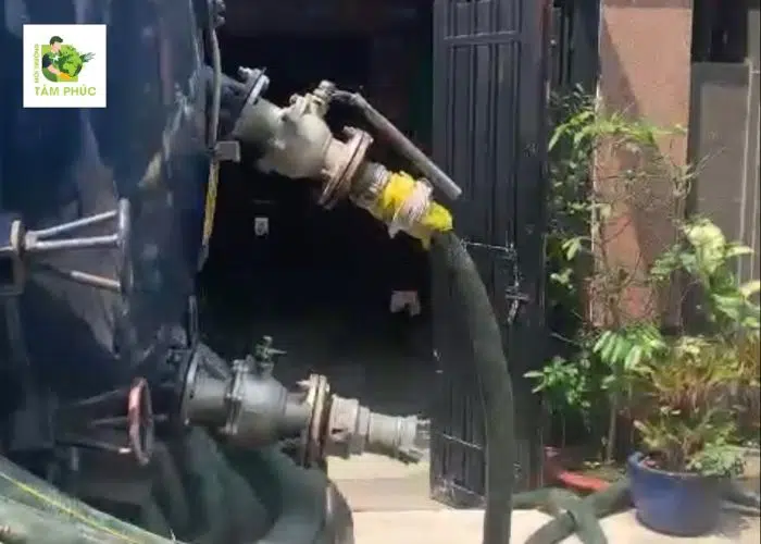 Dịch Vụ Hút Hầm Cầu Tri Tôn Chuyên Nghiệp - Phục Vụ 24/7 Năm 2025 4 hut ham cau tai tri ton 3 -