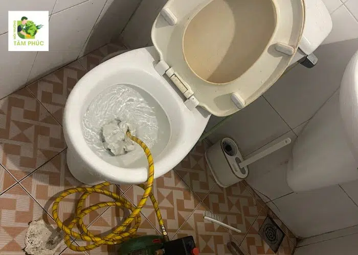 Thông Bồn Cầu Nghẹt Tại Chợ Gạo 24/24 Tâm Phúc 2 thong bon cau nghet tai cho gao 2 -