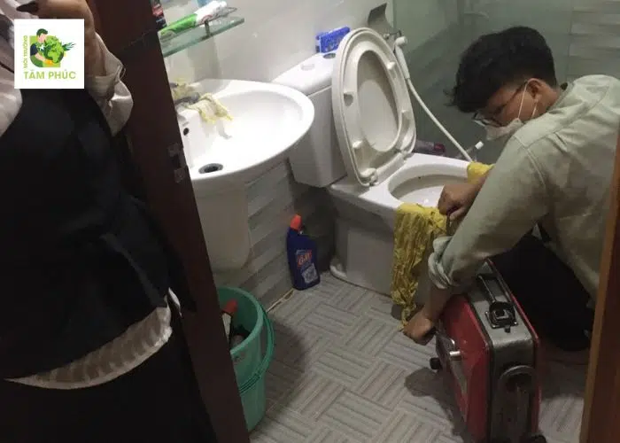 Thông Bồn Cầu Nghẹt Tại Chợ Gạo 24/24 Tâm Phúc 4 thong bon cau nghet tai cho gao 4 -