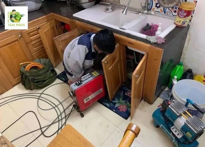 thong-cong-nghet-tai-binh-long