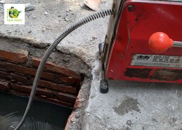 Thông Cống Nghẹt Tại Hương Trà, Huế【 Chỉ Từ 99K】 2 thong cong nghet tai huong tra 2 -