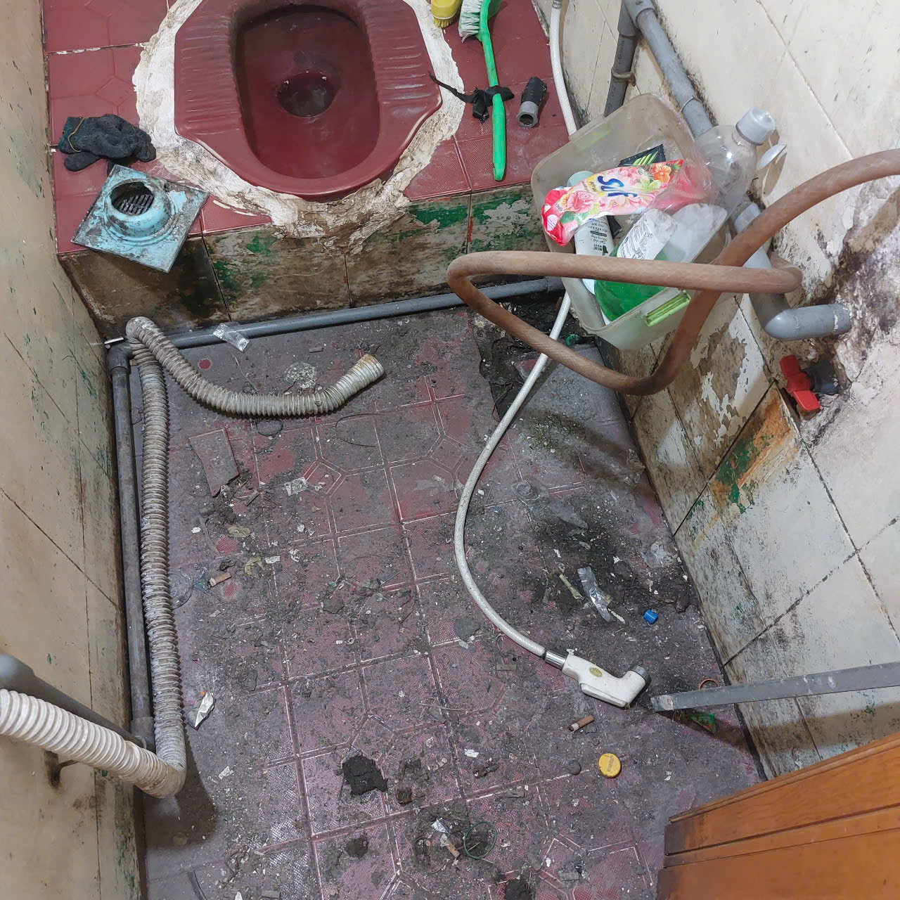 Thông Cống Nghẹt TP.HCM 18 z6422056523450 90d6faa797fd3408b832f38b90c57099 -